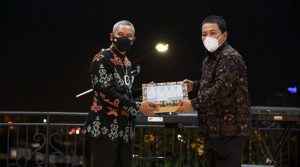 em-043-Gatam-Gubernur-Sampaikan-Terimakasih-atas-Karya-Bhakti-Brigjen-TNI-Toto-Jumariono-800x445